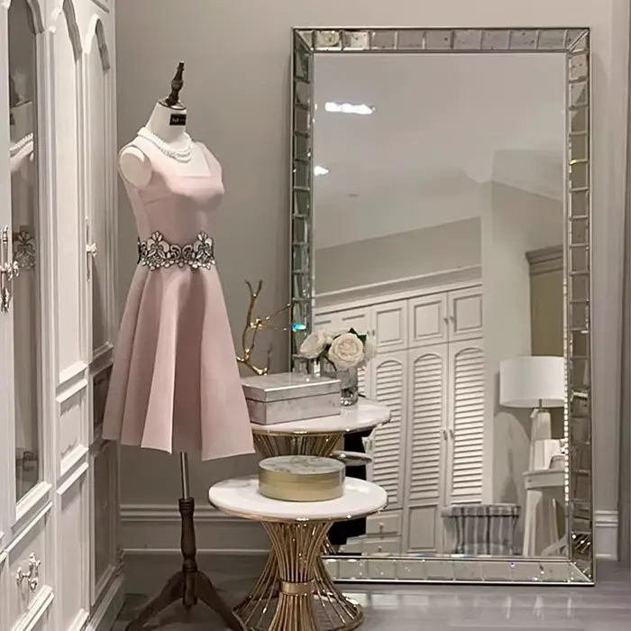 Grand miroir de luxe pour salle de bain, miroir d'art moderne carré, miroir sur pied pleine longueur