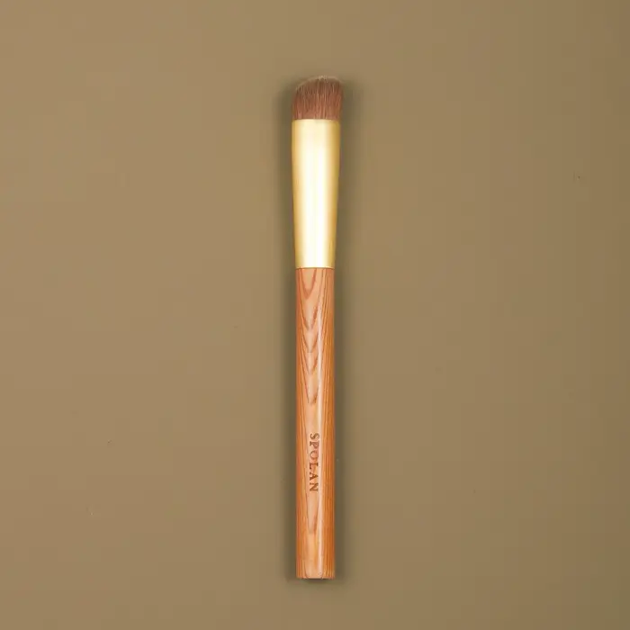 Pinceaux de maquillage professionnels faits à la main R270 doux Kolinsky cheveux rond angle correcteur brosse Yakusugi