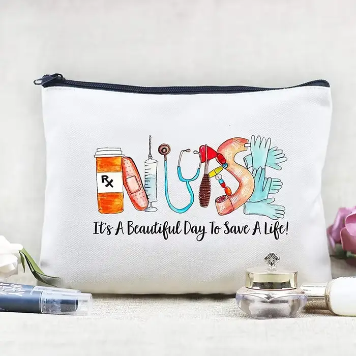 Trousse de maquillage pour la semaine de l'infirmière