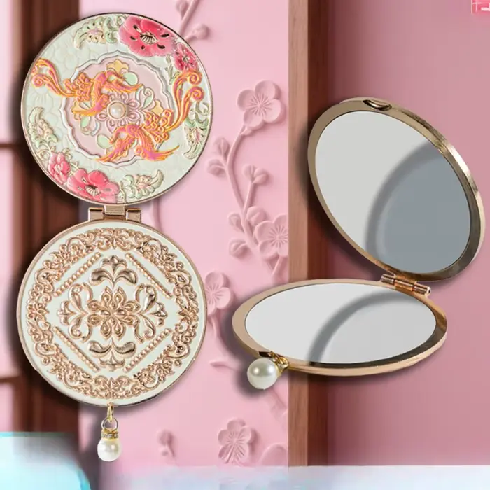 Miroir portable de style ancien avec couvercle rabattable en métal