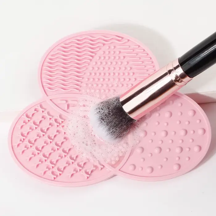 Tapis de nettoyage pour pinceaux de maquillage