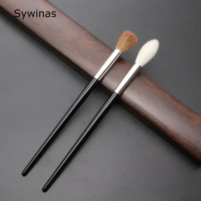 Pinceau de maquillage surligneur pour fard à joues cheveux naturels haute qualité mélangeur d'ombre à barrage contour