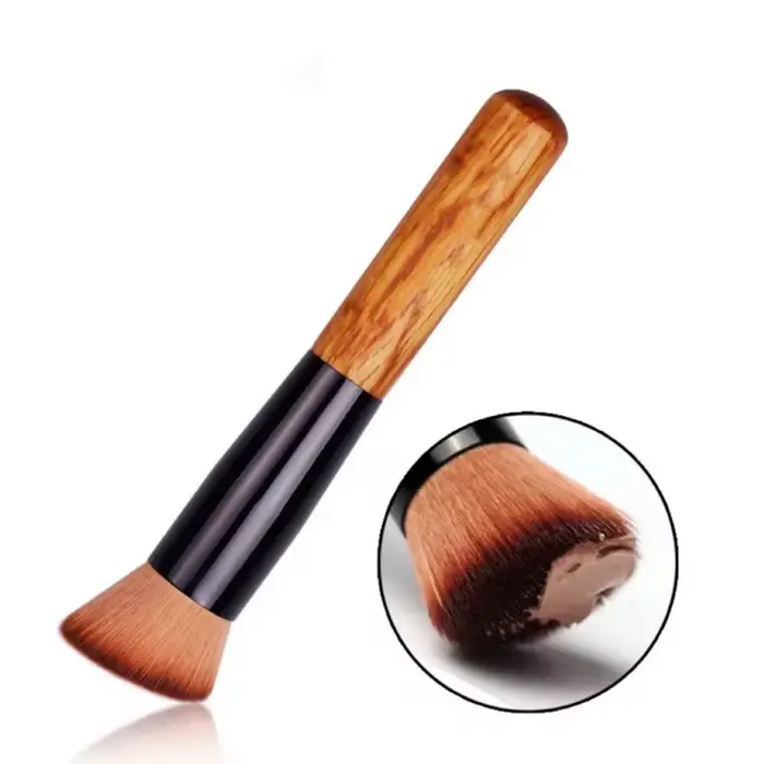 Pinceau de maquillage pour fond de teint