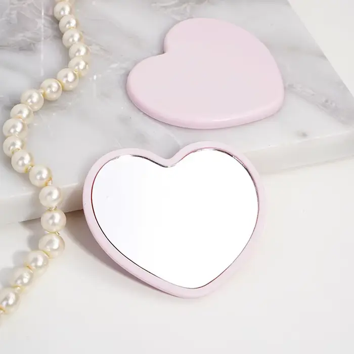 Miroir de maquillage en forme d'amour, haute définition, PVC pratique, mignon, cadeau, transport, vo