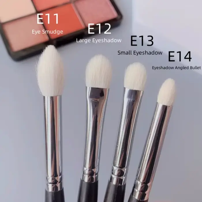 Pinceaux de maquillage pour fard à barrage