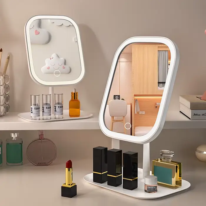 Miroir de maquillage pliant avec lumière LED
