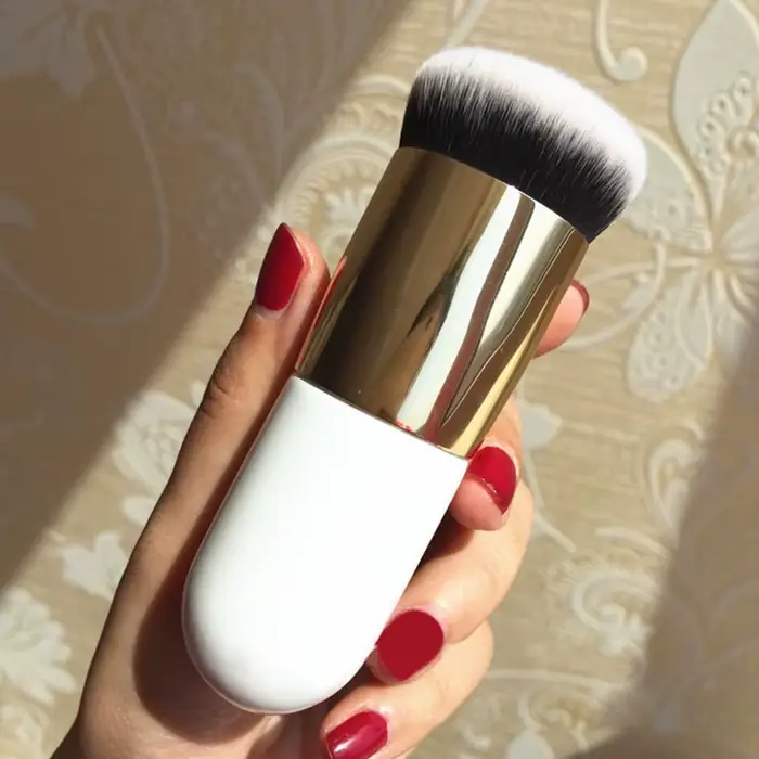 Nouveau Chubby Pier fond de teint brosse plat crème pinceaux de maquillage professionnel cosmétique 