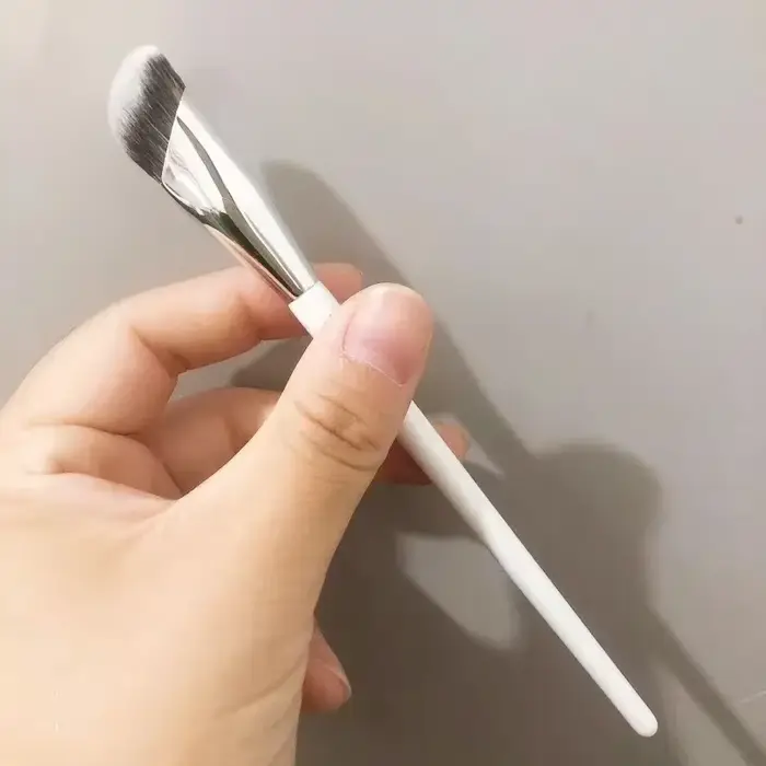 Pinceau correcteur de maquillage professionnel, pour sous les yeux, crème, mélange liquide, fond de 