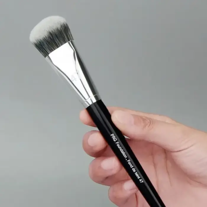 Brosse de fond de teint professionnelle