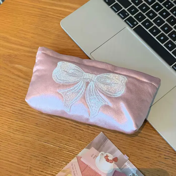 【Trousse de toilette】Trousse de maquillage rose nacré avec nœud papillon, style fermeture éclair en