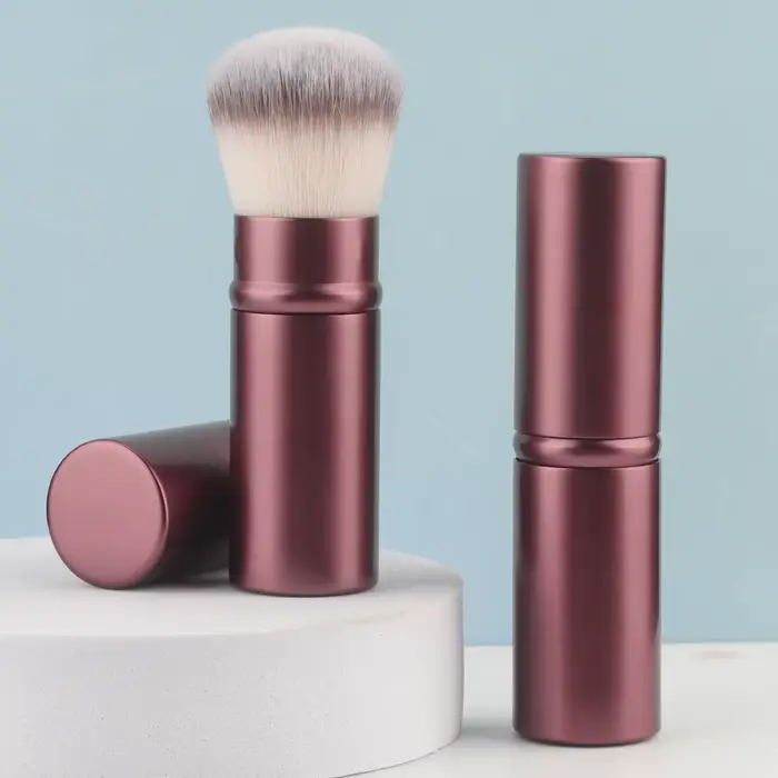 Brosse de maquillage rétractable