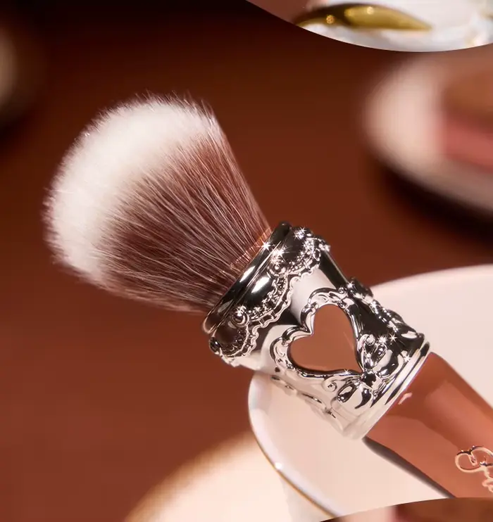 Flower Knows The Sweetie Bear Collection pinceau à Blush marron rose doux facile à tacher
