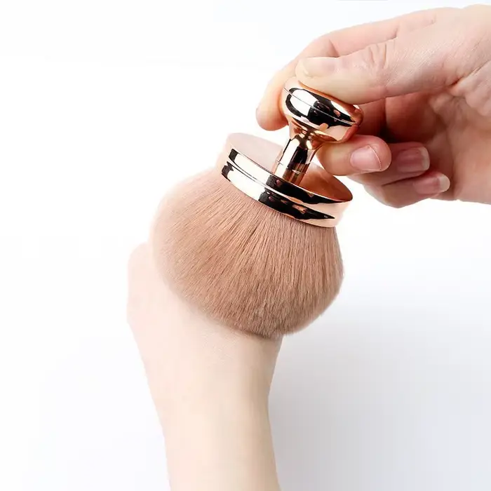 Pinceau Kabuki ovale pour autobronzant et bronzant, pinceau Kabuki pour fond de teint, pinceau de ma