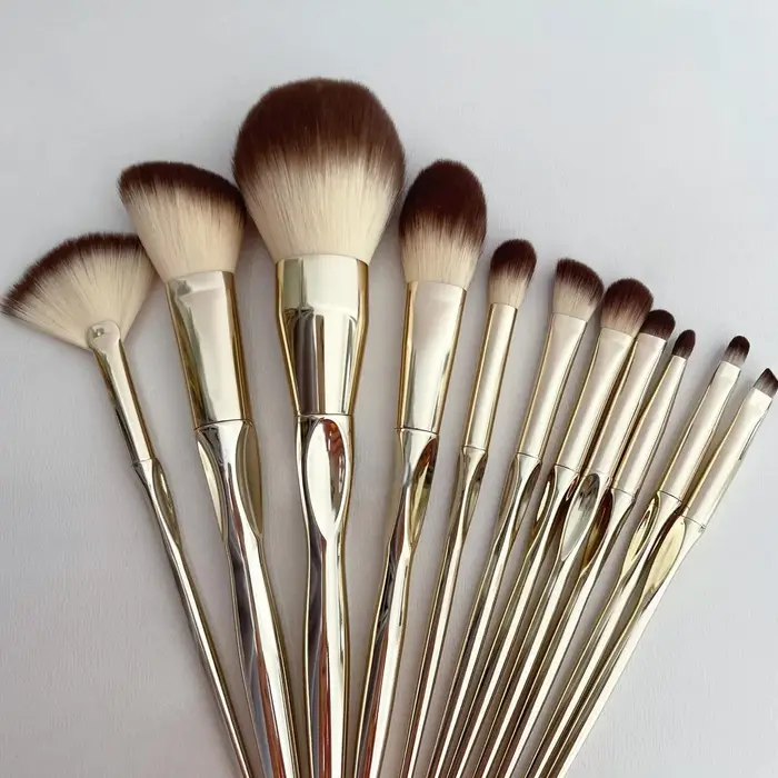 Pinceau à sourcils populaire pour les clients VIP, outil de maquillage professionnel pour des sourci