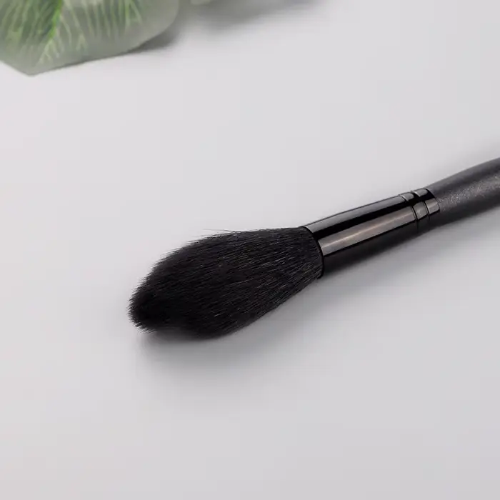 Chichodo 1 pièce pinceaux de maquillage de polissage surligneur manche en bois fard à joues poudre contour