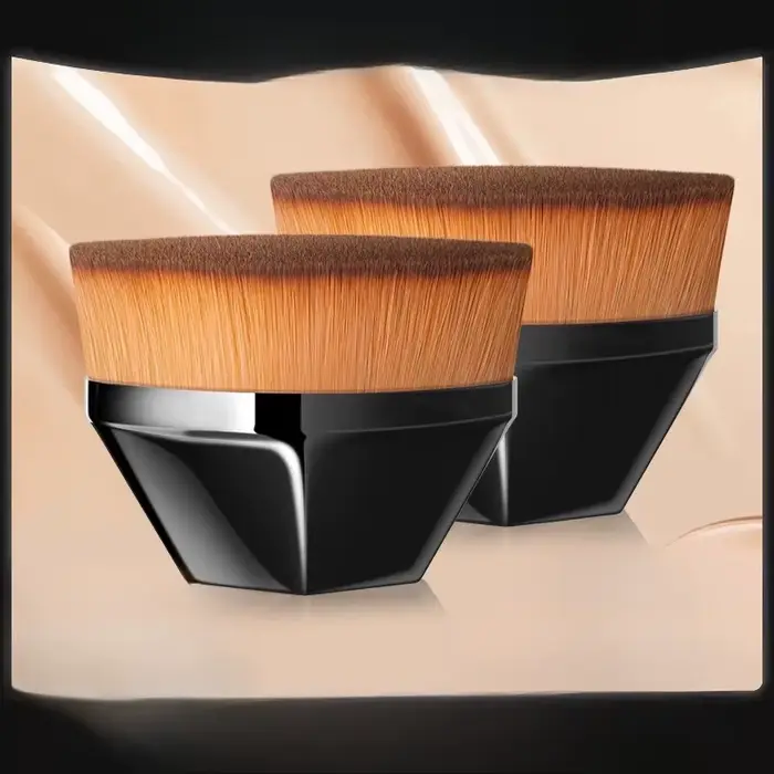 Pinceau Fond de Teint Magic Petal