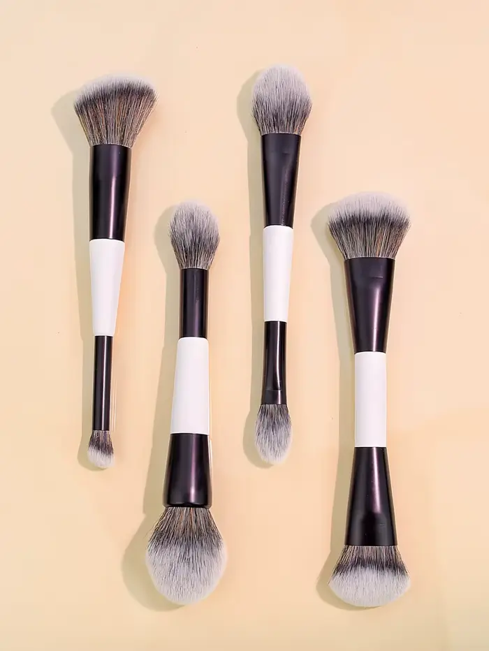 4 pinceaux de maquillage à double extrémité