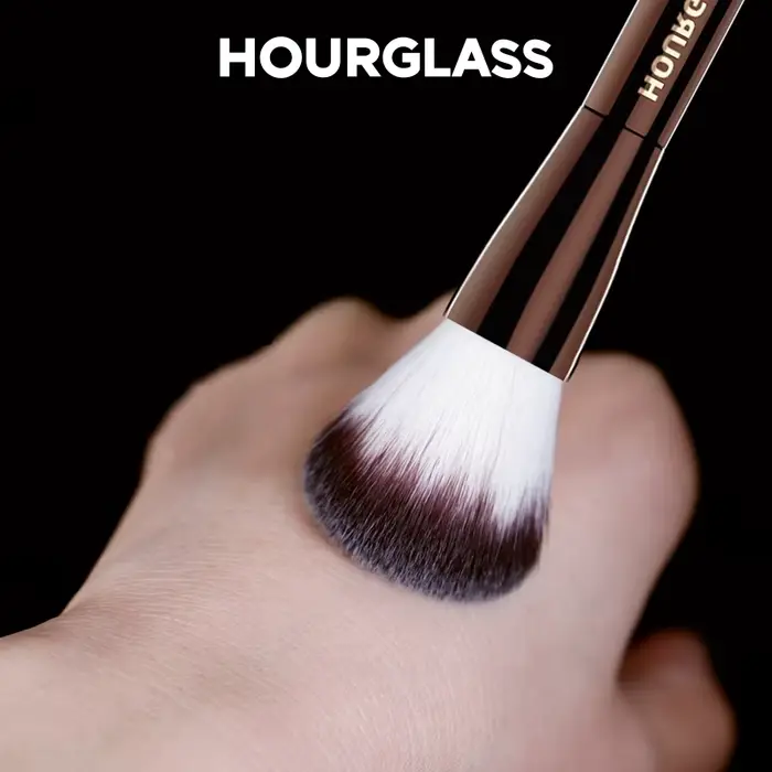 Pinceau de maquillage sablier-N °17, brosse d'édition d'éclairage, cheveux en fibres douces, Double tête, surbrillance, Design de mode, brosse simple pour le visage