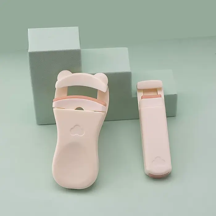 Recourbe-cils professionnel pour femmes