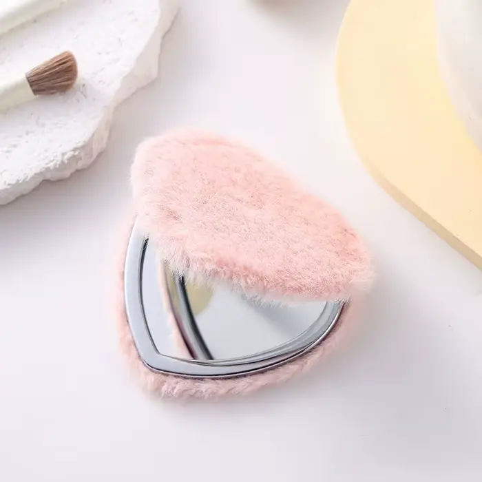Miroir de maquillage Double face pliable en peluche, cadeau de saint-valentin, Portable, élégant, vo