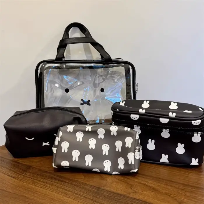Ensemble de quatre trousses de maquillage Miffy Kawaii pour le voyage, sac de rangement portable à main, sac de classification pour articles de toilette, jouet cadeau