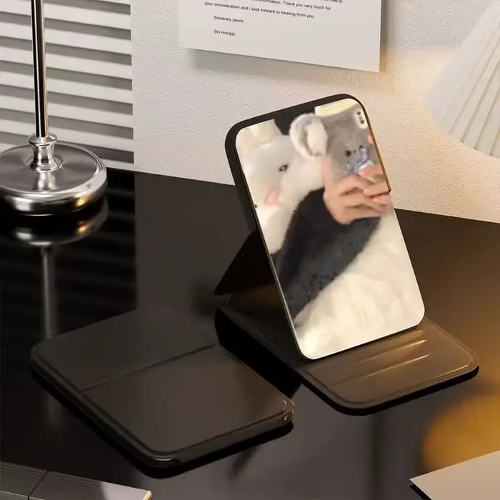 Miroir de maquillage de bureau en cuir PU solide, portable, simple, pliable, de poche, compact, mign
