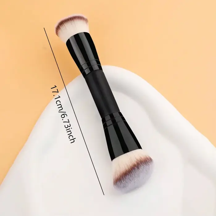 Pinceau de maquillage pour le visage