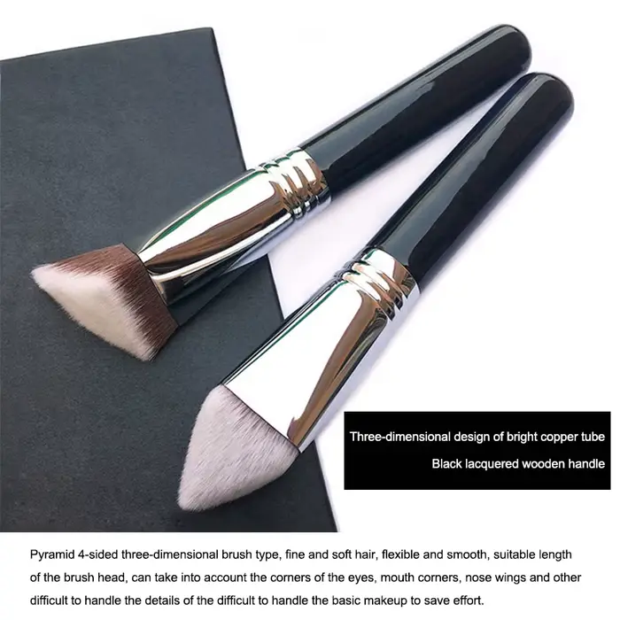 Pinceau de maquillage Kabuki pour fond de teint