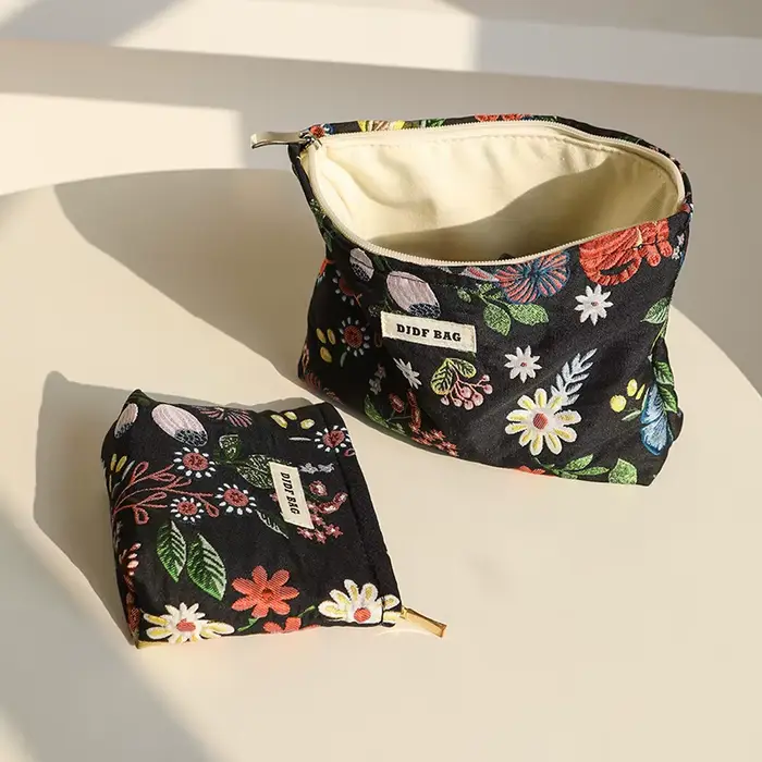 Trousse à cosmétiques pour femmes