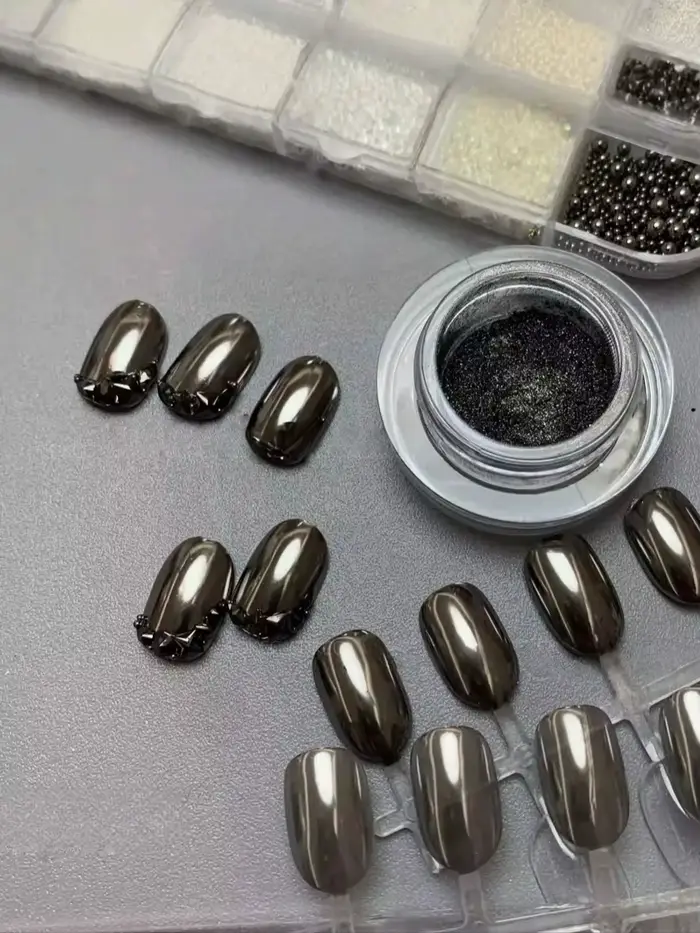 Un ensemble de super miroirs magiques noirs pour gel à paillettes pour ongles, parfaits pour créer u
